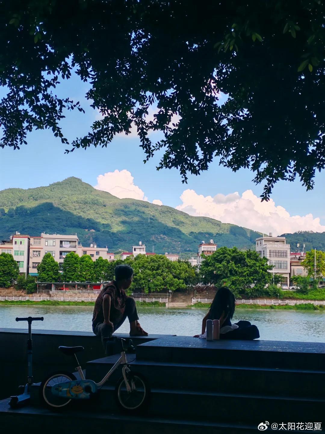 盛夏追光之旅微博旅行ing原来不用挤破头去知名景区，福建漳州云霄的小县城反而藏着