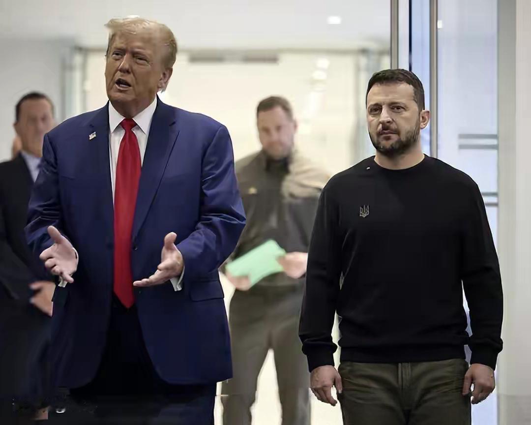 俄乌冲突已打满四年，局势越演越烈。普京在祖国保卫者日强调，将三位一体核力量列为绝