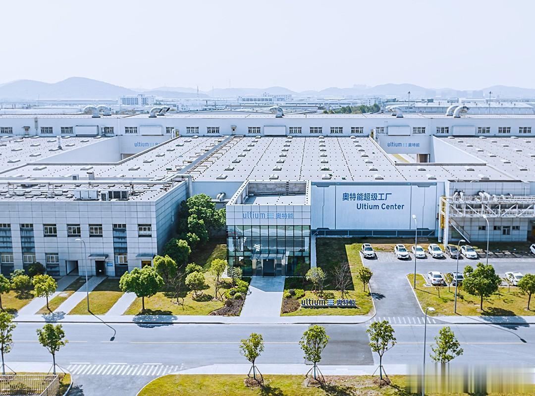 “在效率和安全之间，奥特能选择了安全”。这是我前几天参加上汽通用汽车“奥特能高能