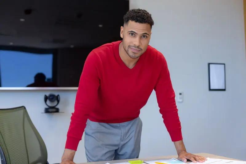 火箭主帅：小贾在各方面都取得进步 火箭主帅乌度卡对小贾巴里·史密斯那是赞不绝口。