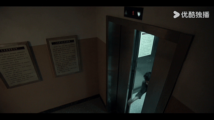 王鹤棣也没逃过上18楼恐怖氛围直接封神！诡异歌谣 + 神秘电梯，18 楼设定自带