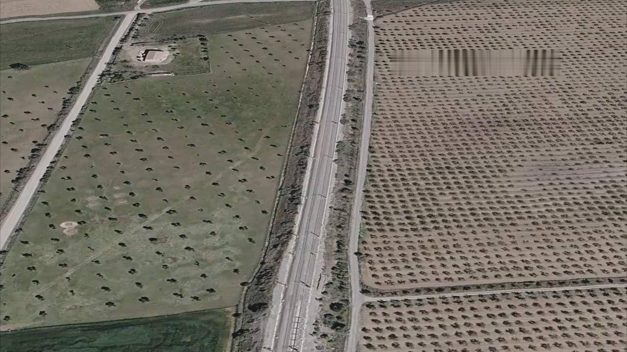 动画还原西班牙高铁追尾：接收错误指令后 后车以200公里时速撞击前车