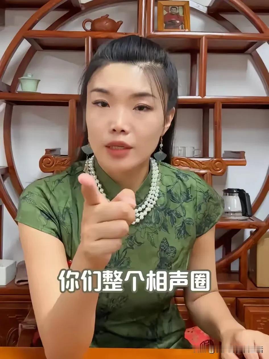 今天讨论一个问题:粉丝们的行为是不是需要明星买单？明星管得了自己的疯狂粉丝吗？