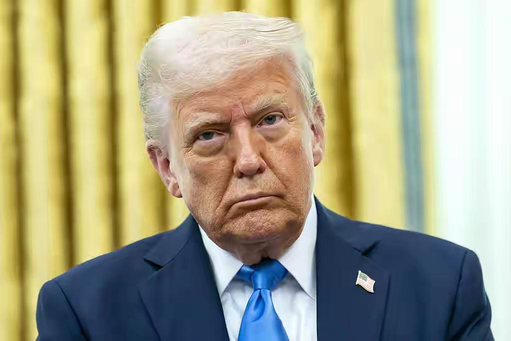 【急火攻心】
当地时间2026年4月1日，据《美联社》报道：
特朗普指示万斯私下