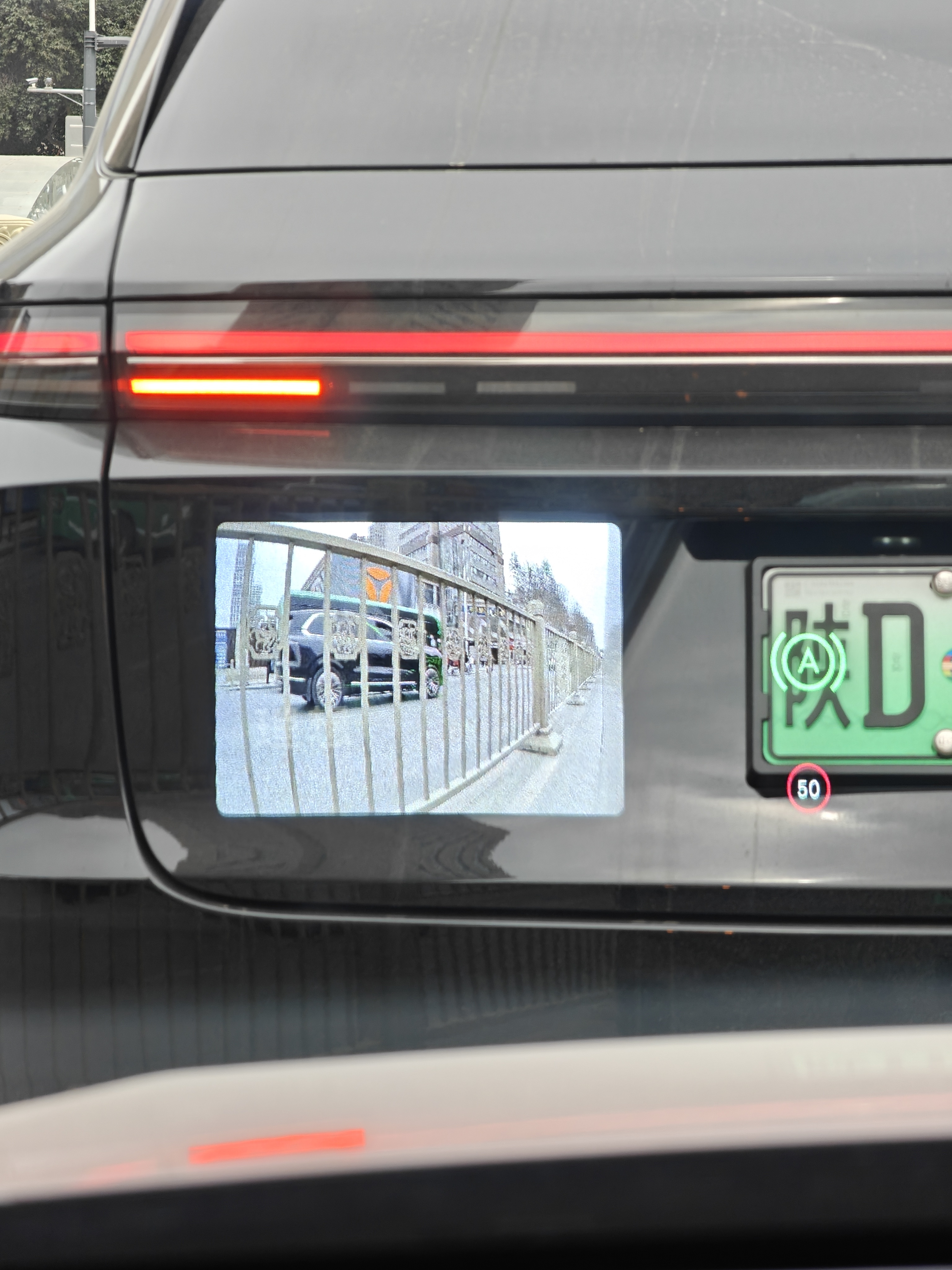 07的hud后视镜影像还挺清楚的 