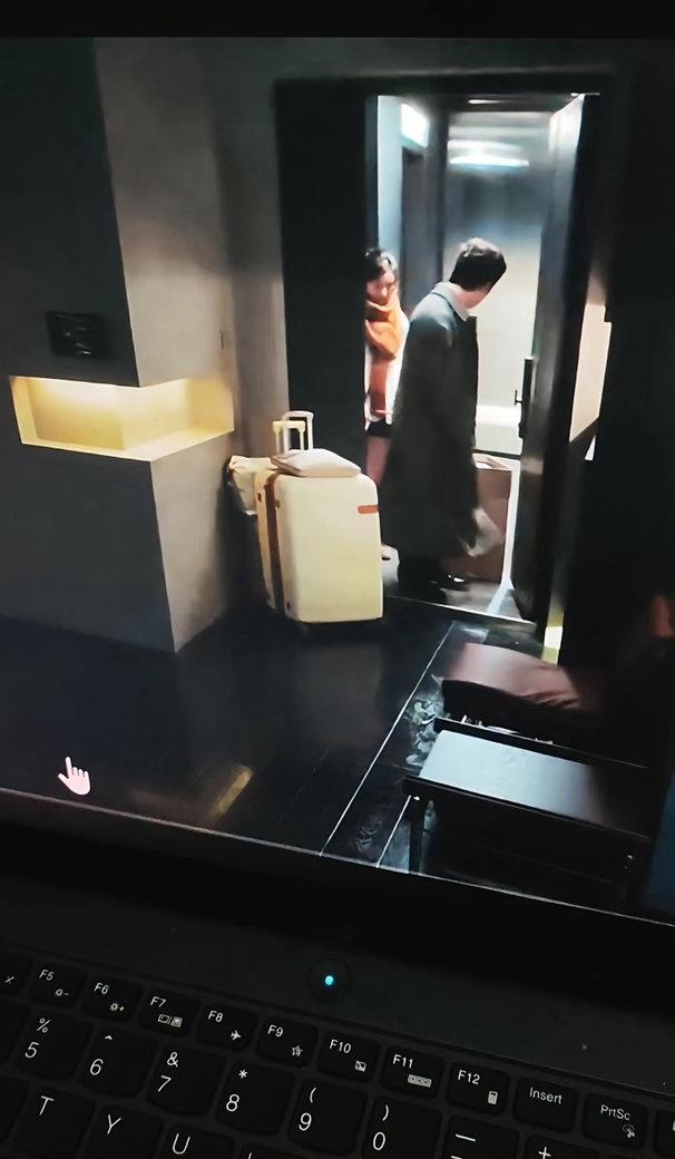 ​​​剧里看见栾念给桃桃搬行李真蚌埠住了 ​​​