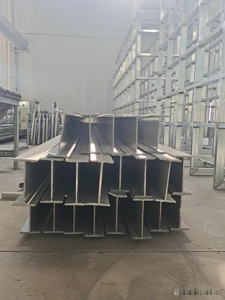 穷到买不起一袋盐？成年人的窘迫，藏在最不起眼的日常里
 
你能想象吗？有人会穷到