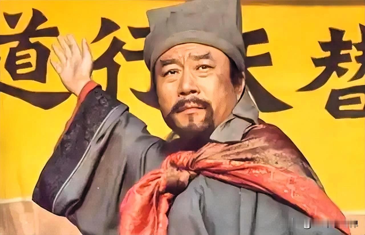 宋江的钱从哪来？他一个郓城县的小小押司，搁现在也就是县府里一文书，那点薪水够他满