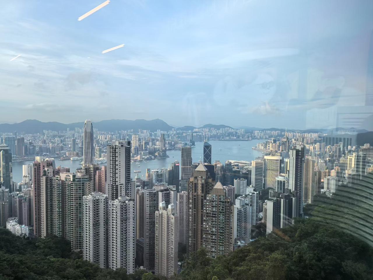 晚退休一年,养老金能增加多少钱?晚退休一年，养老金能增加多少？这就分企业退休还是