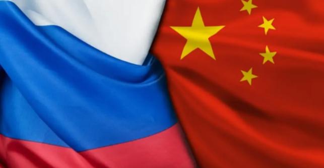 中国早就把最坏的情况算进去了！俄罗斯要是在俄乌战场上真扛不住，栽了大跟头，有三件