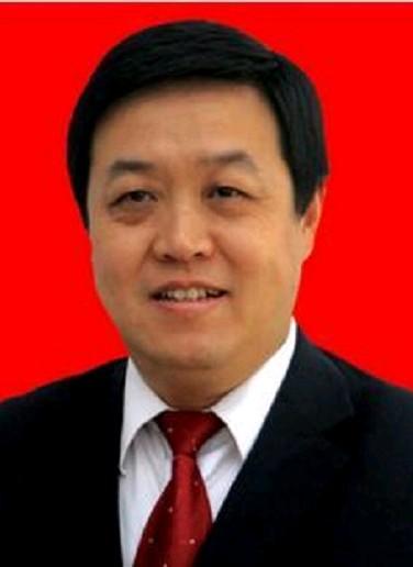 海南临高县的欧阳颂东官宣了！

1969年的人，从钢厂工人起步，后来整整执掌海口