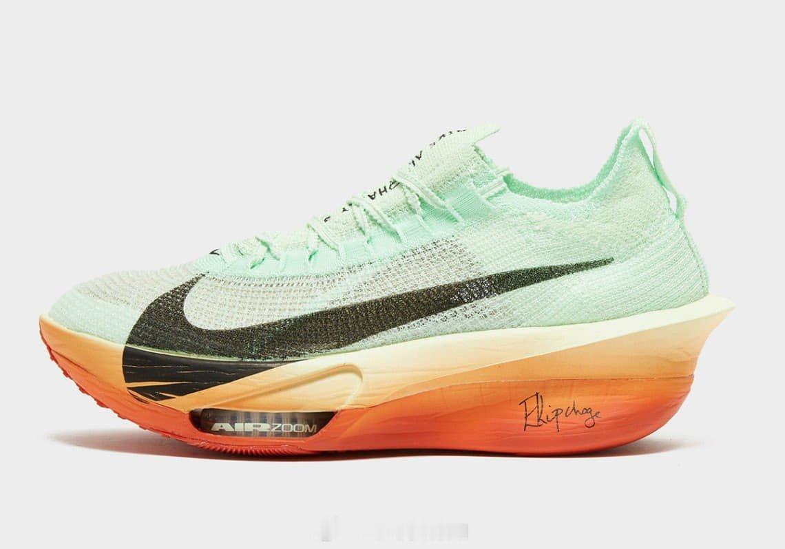 耐克 Nike Alphafly 3 基普乔格特别版。#耐克# #基普乔格# ​