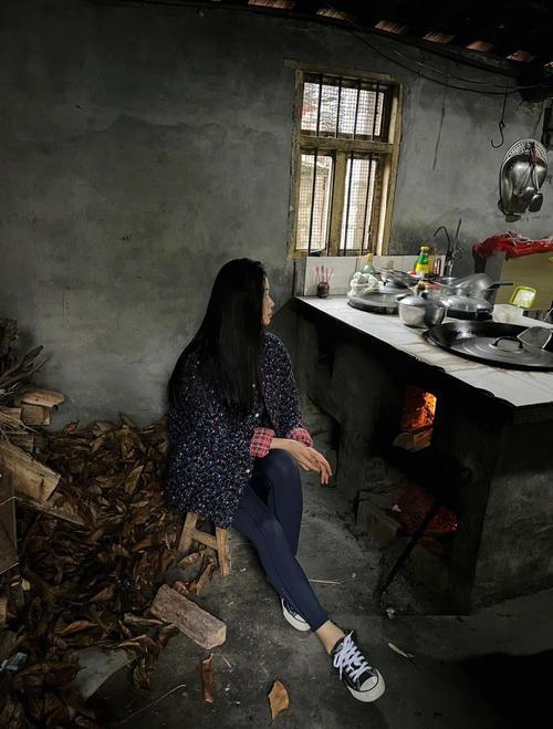 小叔子老婆第一次回老家，回去就离婚了！连3个月孩子都打了！原因是：你大姐是什么东