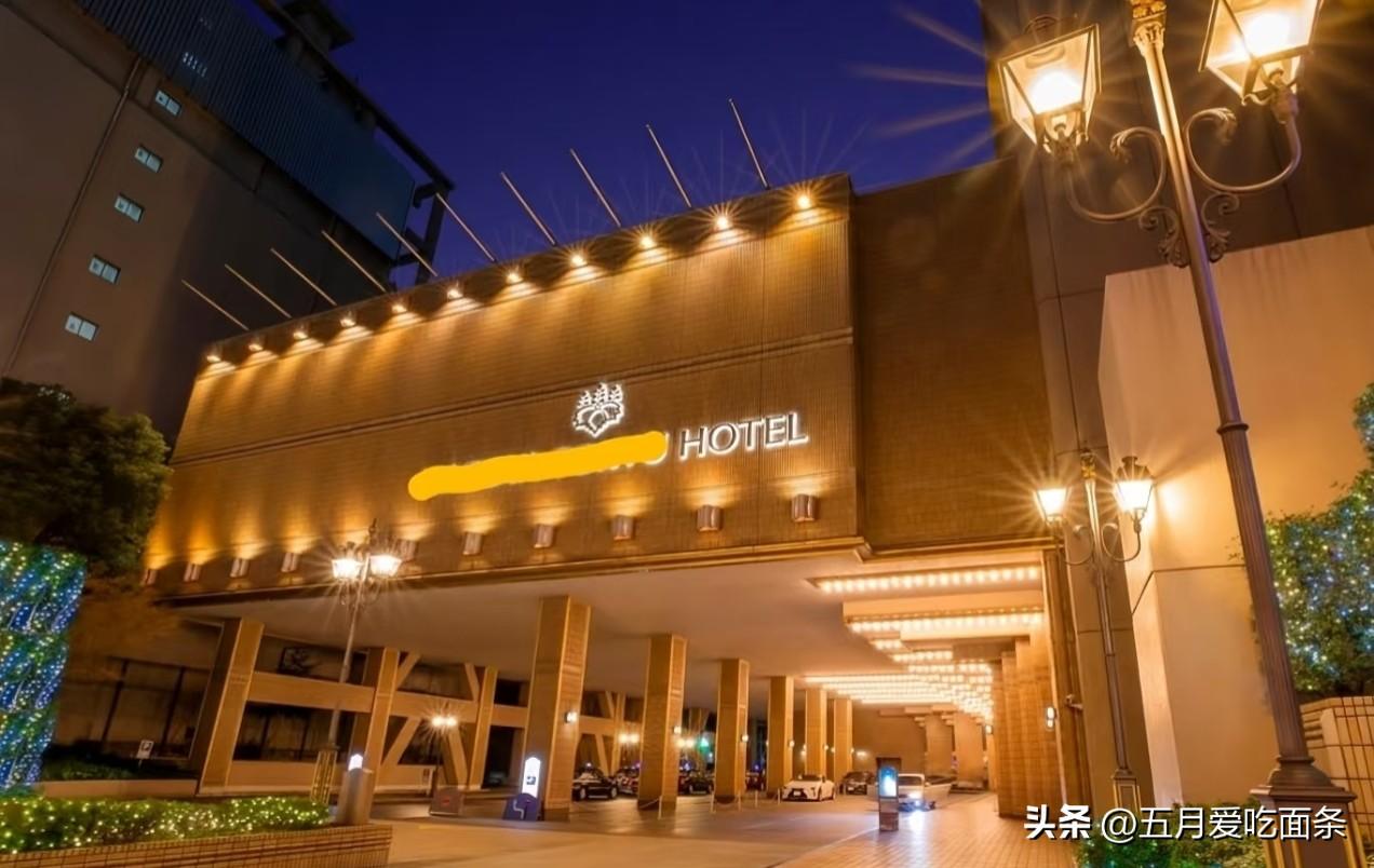 羽毛球队好幸运啊，被亚运会组委会安排在酒店住。而且是在名古屋市中心的五星级酒店—