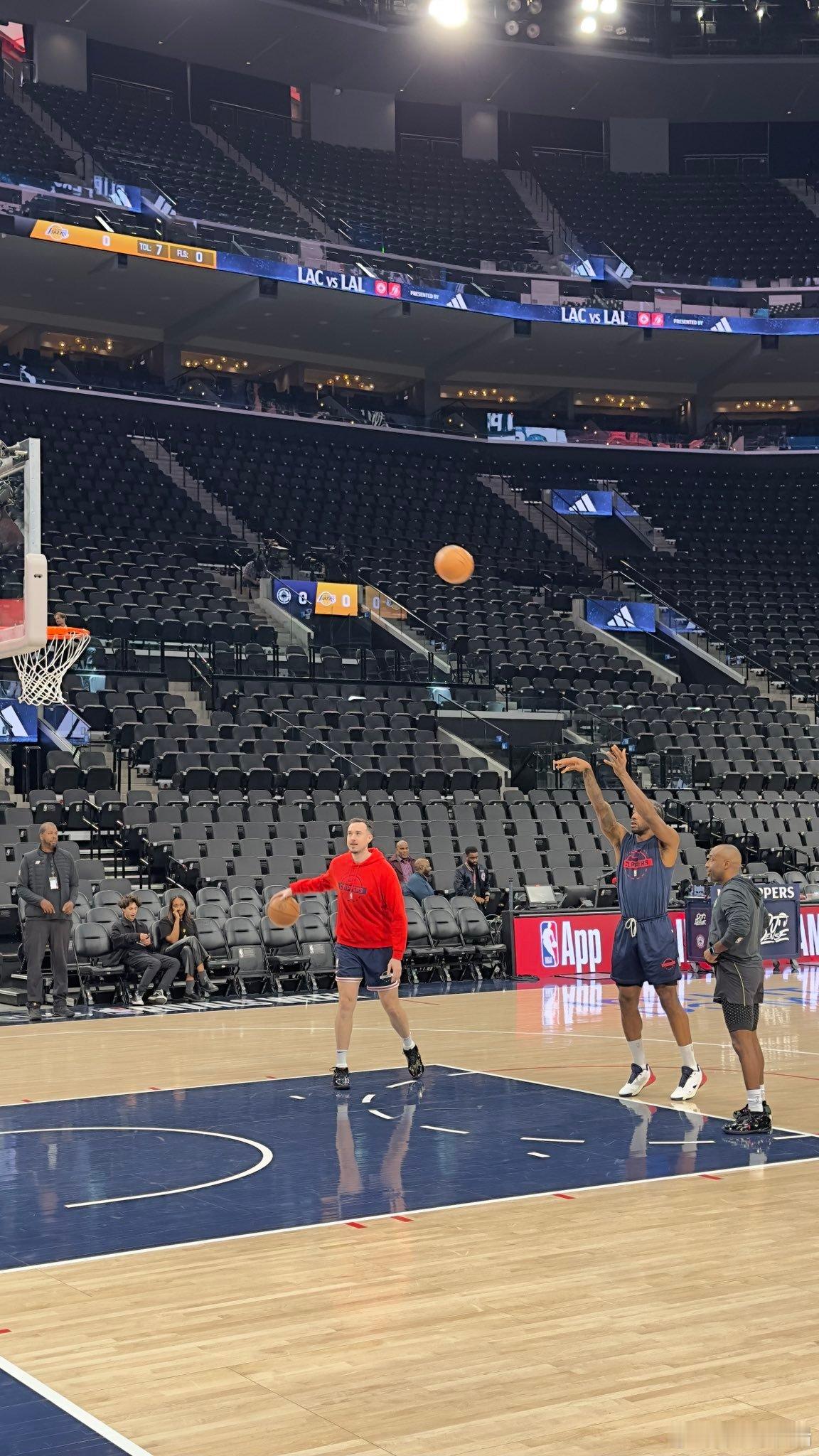 小卡开始热身了，这个点开始热身，应该差不多！ 