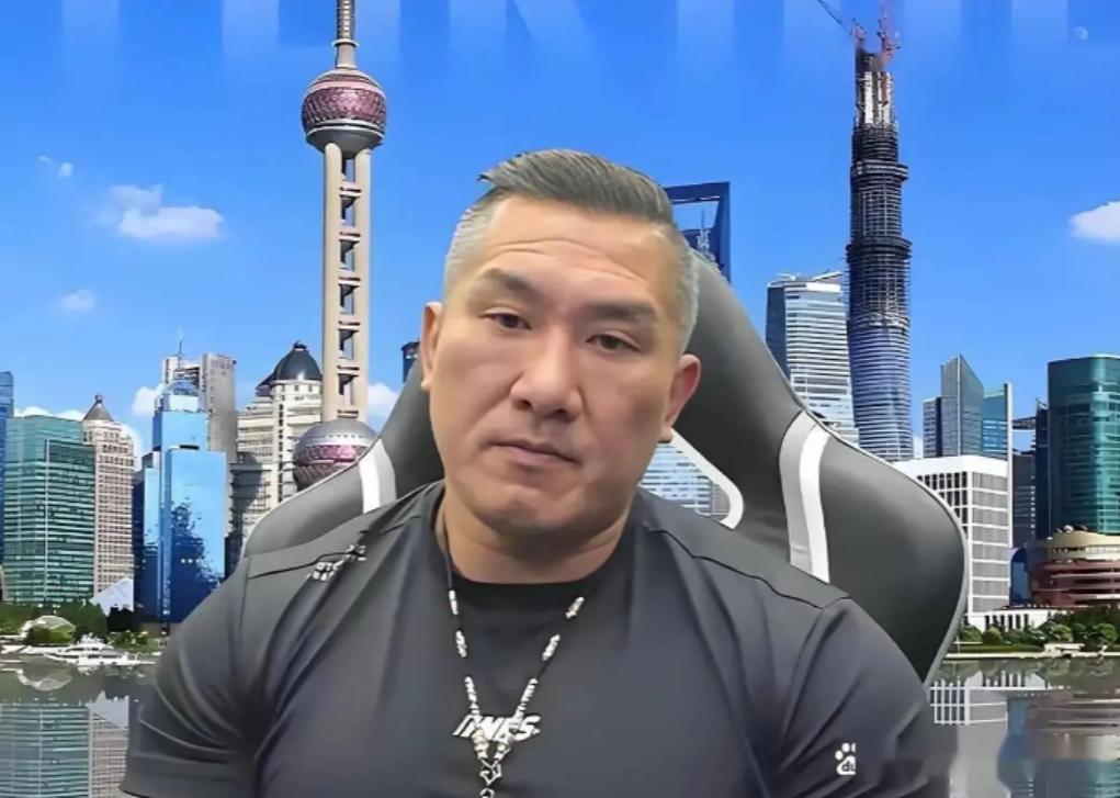 台湾网红“馆长”出事了！6月15日，时常评论时事的网红“馆长”陈之汉透露，他的部