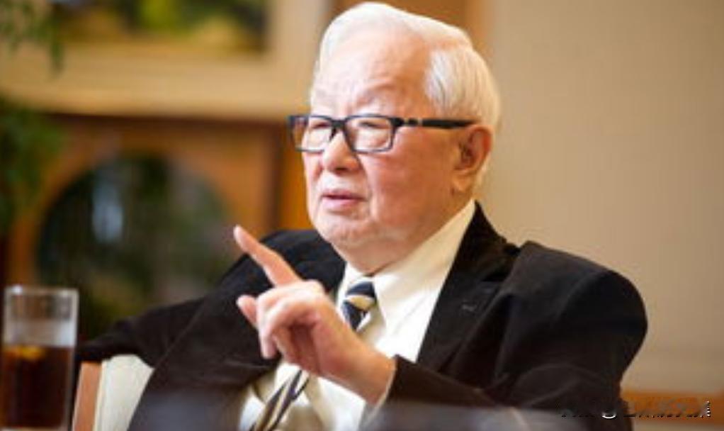 台积电创始人张忠谋，受访时再次语出惊人：“我真的认为，我的国家——美国，仍然是世