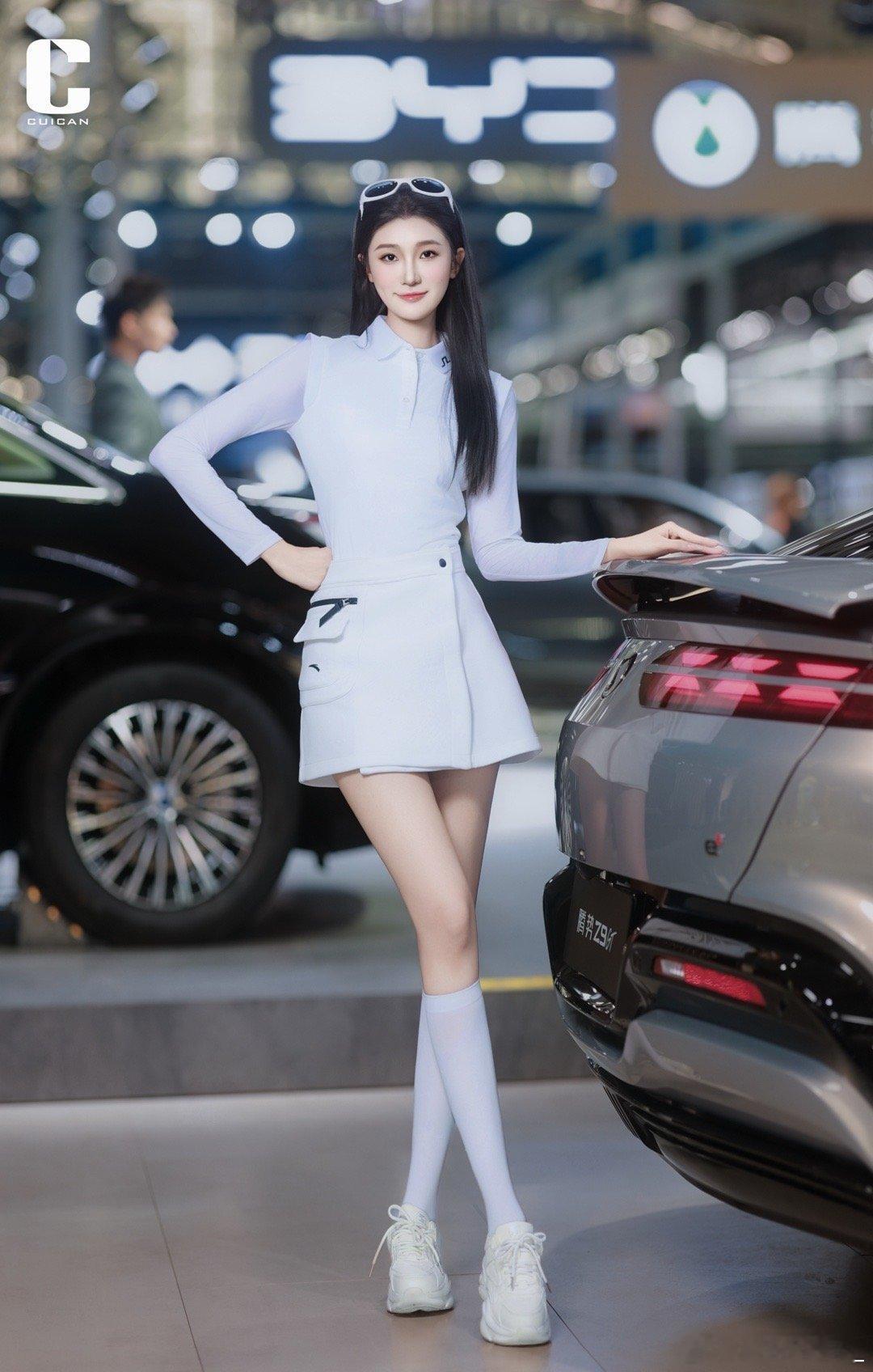 一天公主👸一天牛马🐂哈尔滨车展模特车展  ​​​