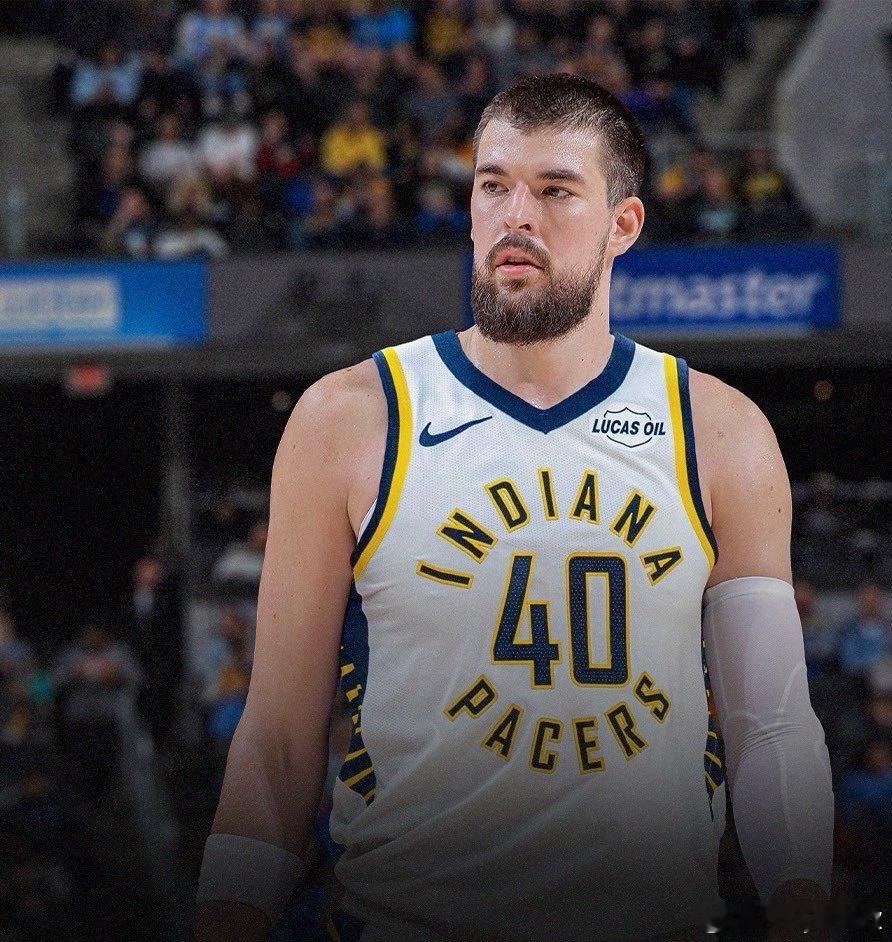 快船队把祖巴茨交易至印第安纳步行者队。雷霆：谢谢大哥！快船怪好勒（雷霆拥有快船2