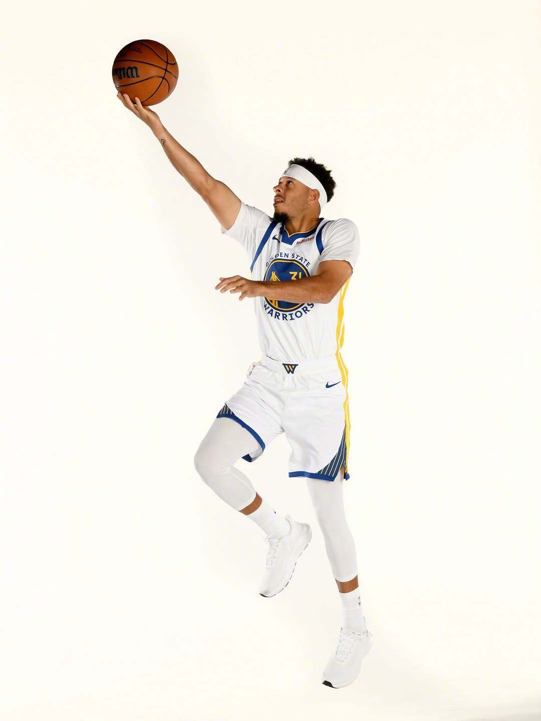 【休赛期展望之到期合同】金州勇士nba金州勇士今年夏天勇士有7个到期合同（铂金、