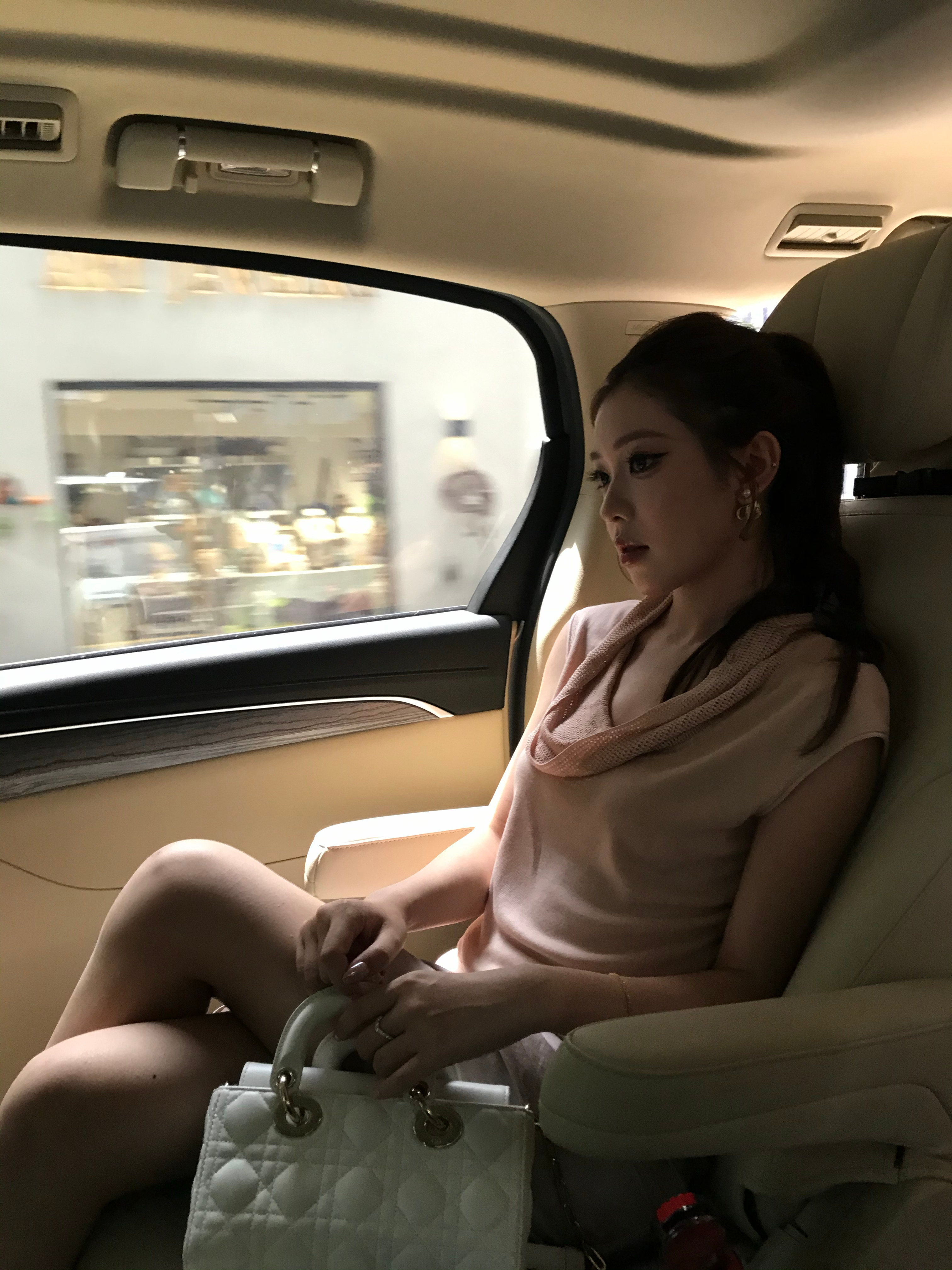 就这样光速切换🫷🏻 