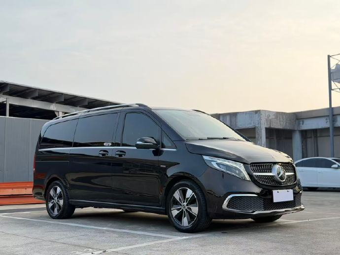 奔驰V260L 
