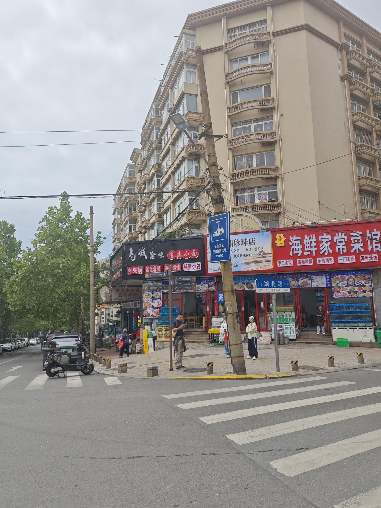 谁说重庆小面走不出重庆？
网上有许多人说重庆小面只有本地人喜欢吃，一出重庆就无人