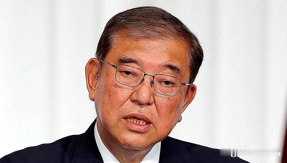 8月14日，石破茂在接受采访时提出了对日本历史的反思，这在当前日本政坛中显得尤为