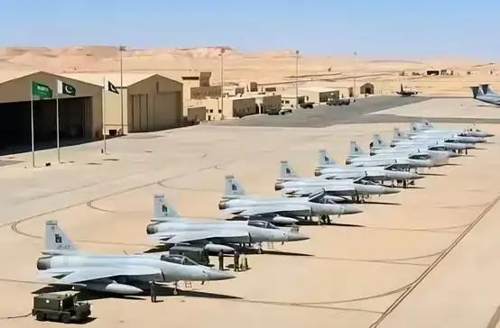 沙特这次真要感谢特朗普，如果不是特朗普对伊朗开战，估计沙特永远也不知道，美军基地