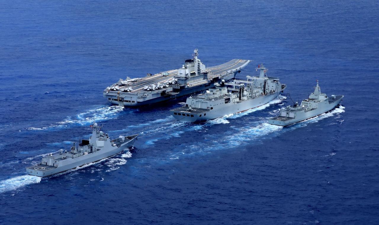 这么巧？就在日本北海道附近，本州岛北部发生7.6级大地震之时，当地时间12月8日