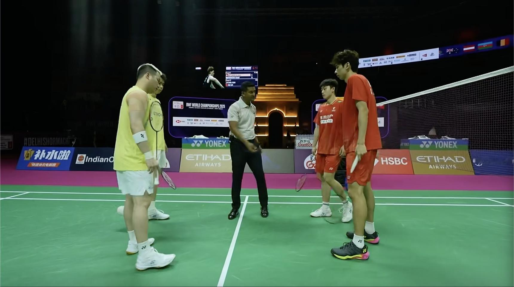 胡珂源/林祥毅🇨🇳 vs 🇲🇾谢定峰/苏伟译，比赛马上开始！2026年羽