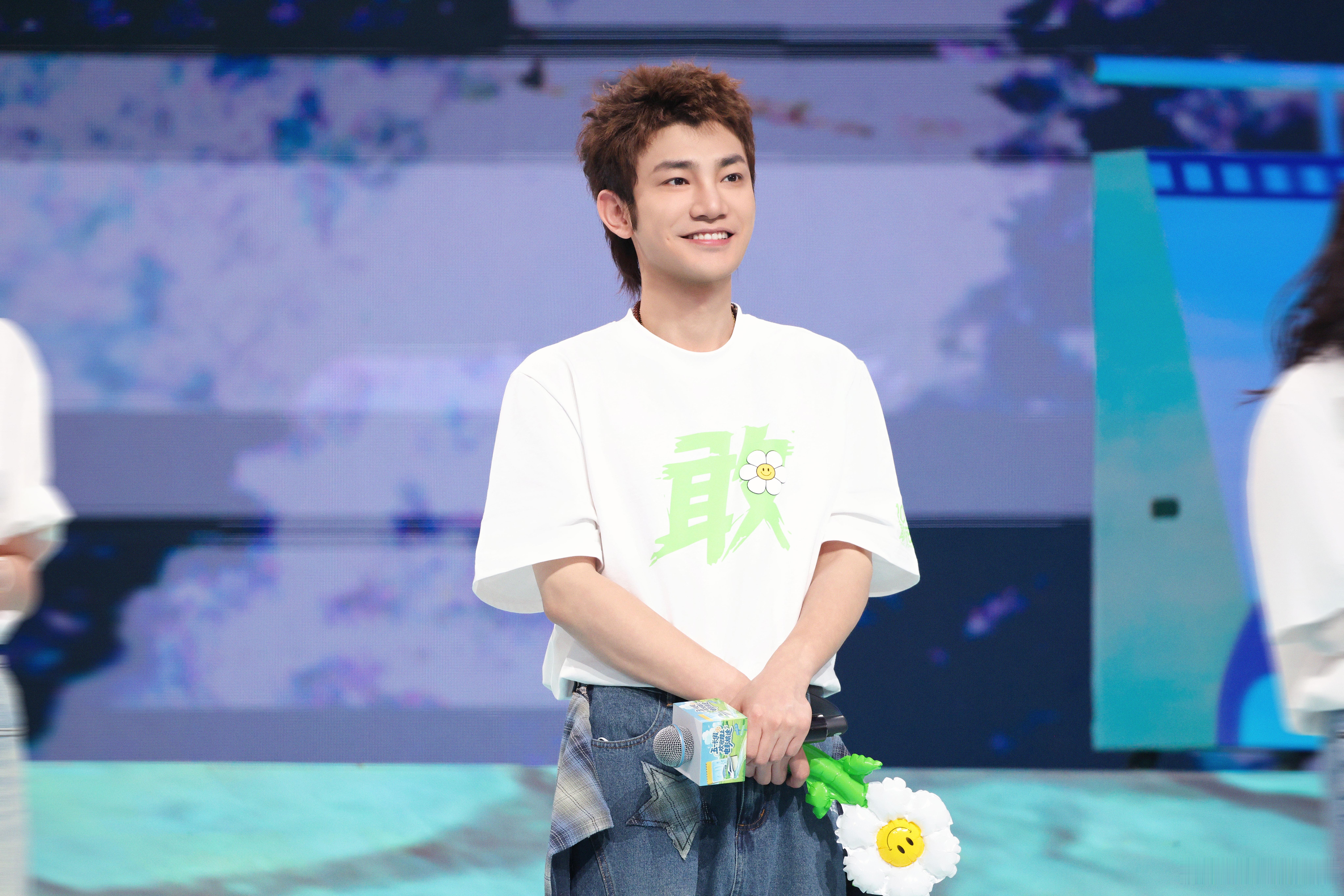 蒋龙说下半辈子给陈思诚养老 熟人之间自在随性的相处最舒服，不用拘谨客套，互相陪伴