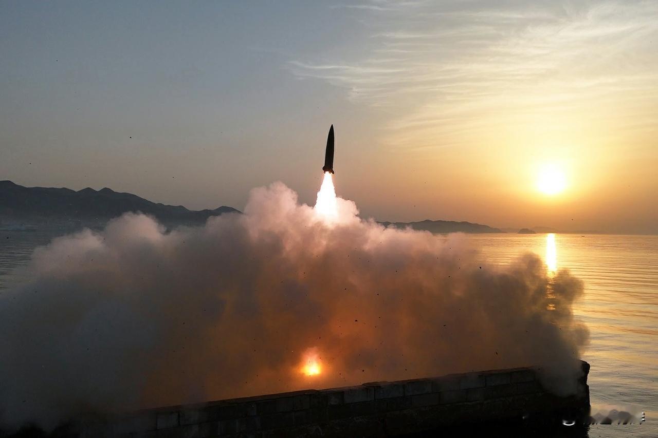 据报道，朝鲜导弹局于19日实施试射，对改进型“火星-11-Ra”（亦称“火星炮-