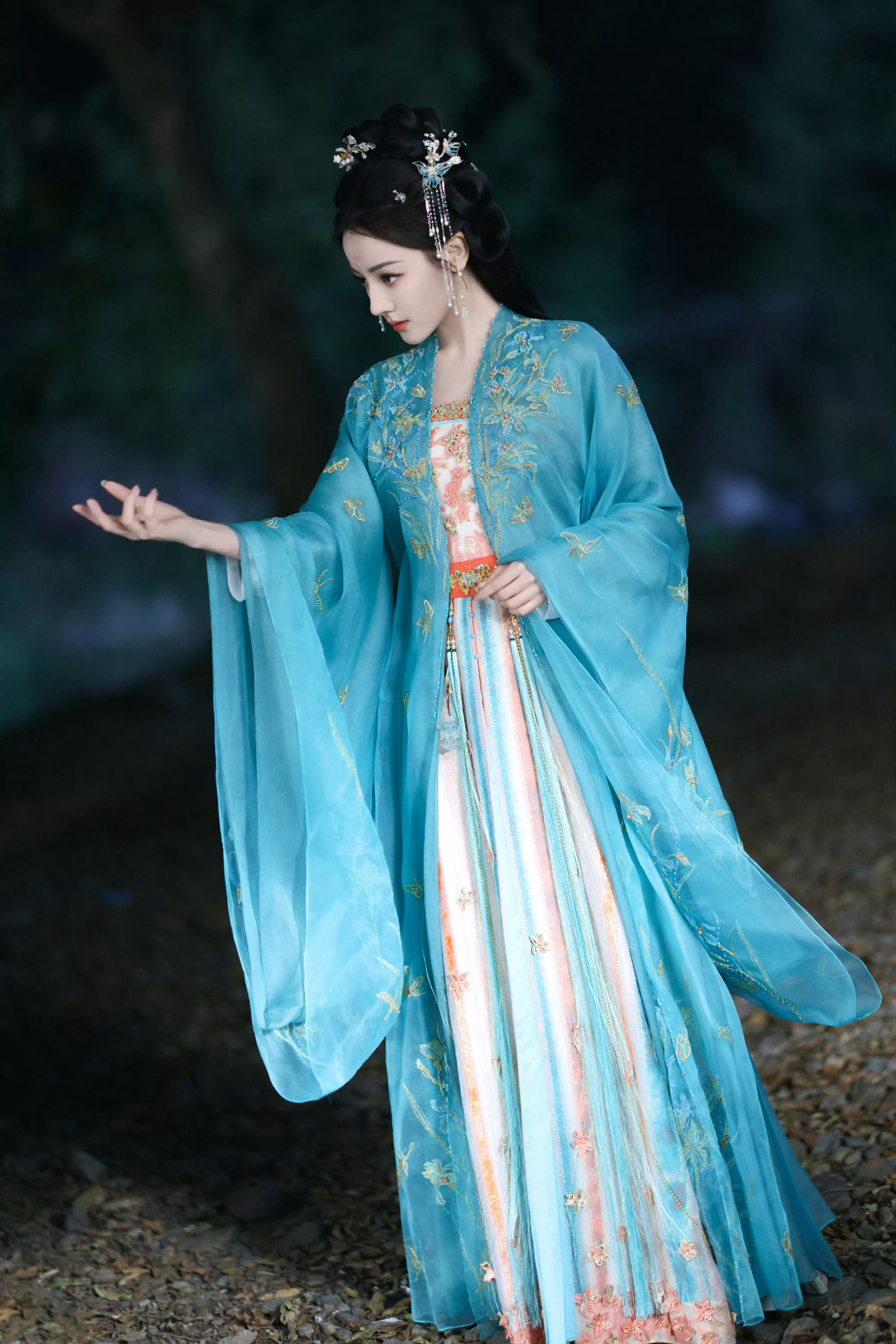 白日提灯第28集加广黑子说话，白日提灯第28集加广了，目前全集有广，都来看！迪丽