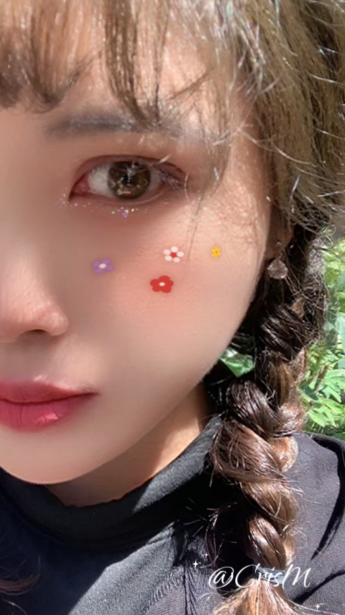 戴C罗同款耳环来看龙华百年牡丹😋大牡丹呐百年大牡丹呐大大的牡丹所以叫大牡丹  