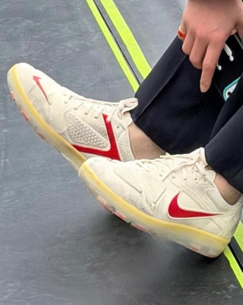 PEACEMINUSONE x Nike Cryoshot SP 权志龙联名款发