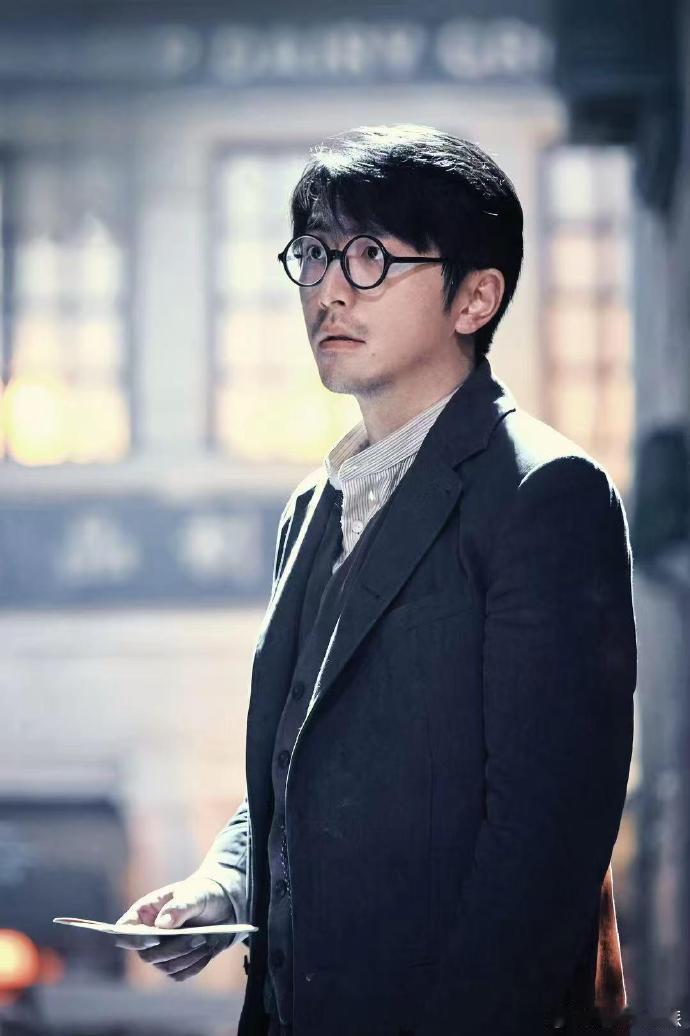 唐探白客郑仕良的预言成真了  《唐探1900》中的郑仕良，用信念铸就预言，如今预