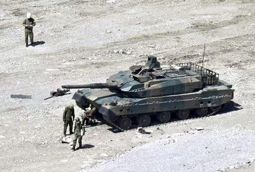 10式坦克炸膛，119先到场，日本自卫队这记耳光来得太及时了

21日8点39分