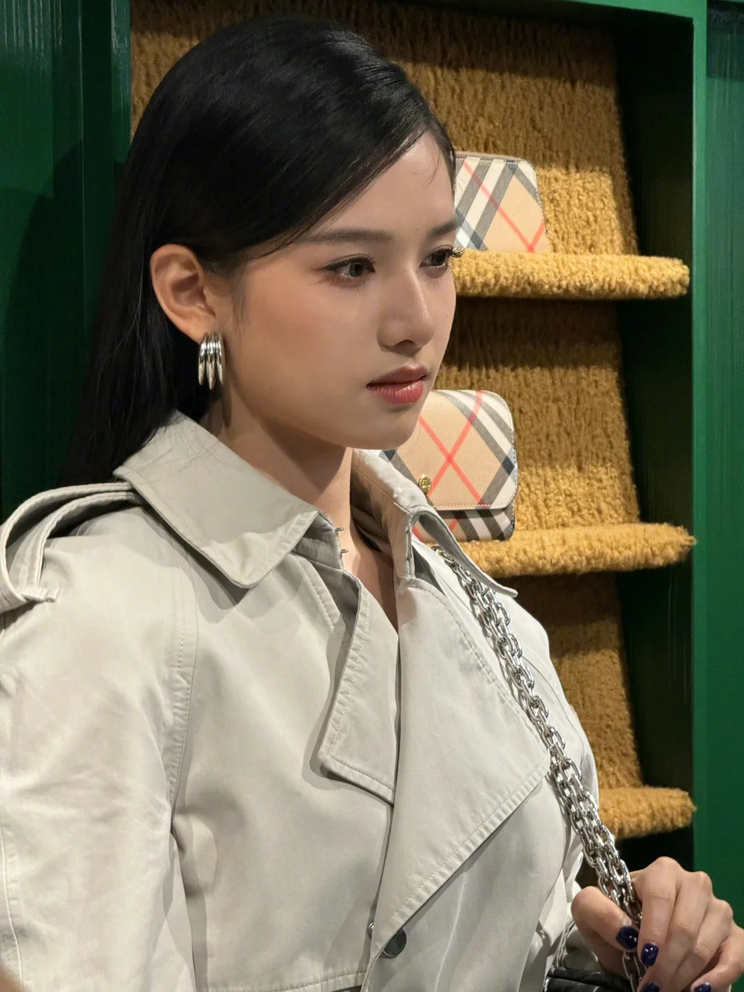 我咧个bbr 女王