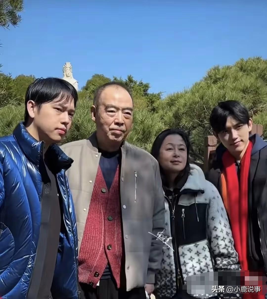 74岁的陈凯歌现在日子过得挺安逸，常年跟陈红在三亚住着，那边天气暖和，还能天天看