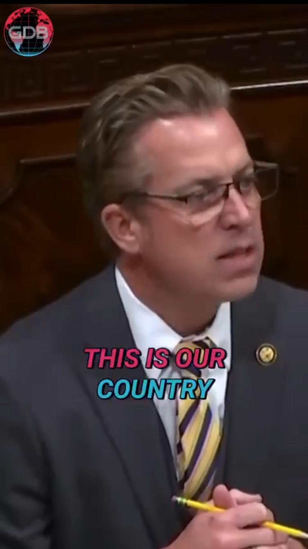 🚨 轰！众议员安迪·奥格尔斯：“来到这个国家的人90%都来自第三世界国家，其中