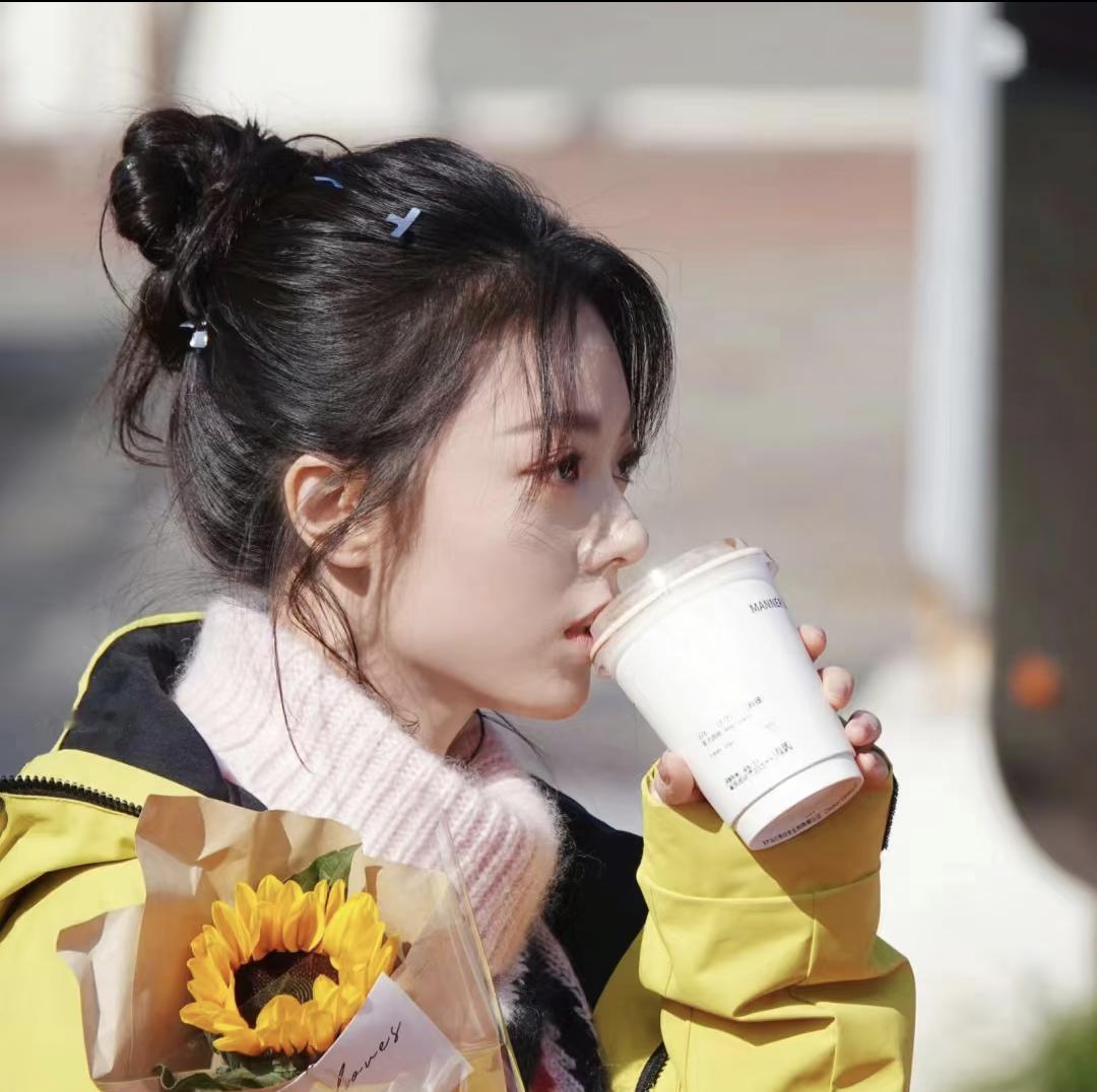 用了两年的苏泊尔养生壶，突然有一天砰的一声炸了，当时还在床上刷着手机，被炸的声音