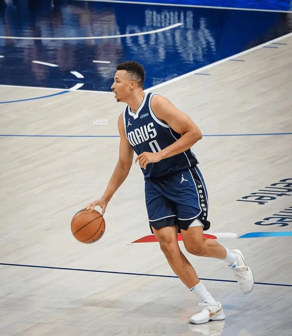 右膝手术，赛季报销，我牛又倒下一个。埃克萨姆生涯10年4次赛季报销