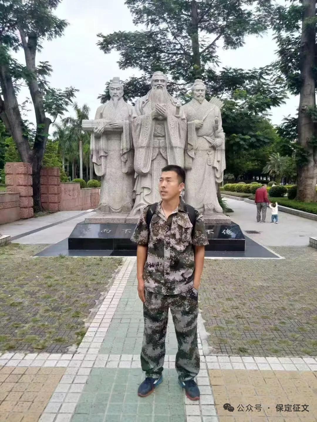 一个草根导演的我
文/西继光

作为导演不一定会演，
但他一定会知道演员镜头和语