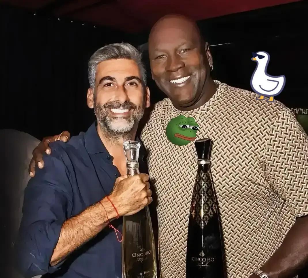 乔丹的nba退休金每月能拿一万六千七。一年下来差不多二十万美元。
 
但这笔钱对