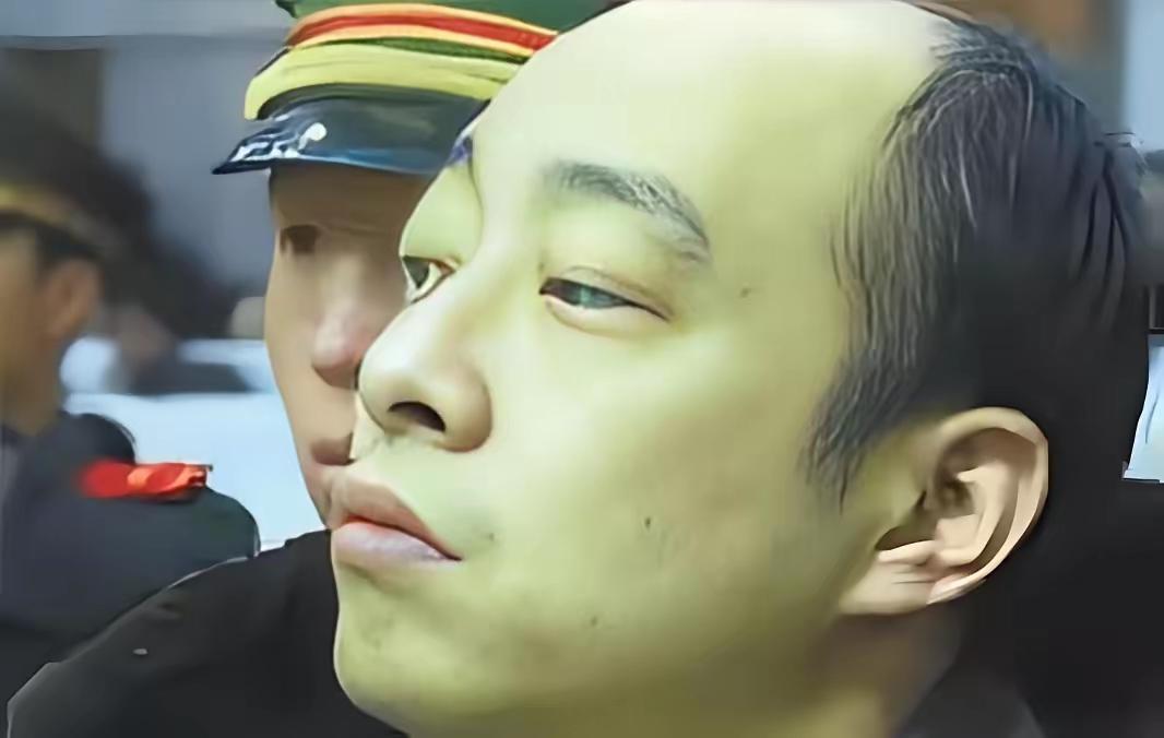 太原黑老大李满林终审崩盘：妄图检举立功逃死刑
 
2004年，太原黑老大李满林听