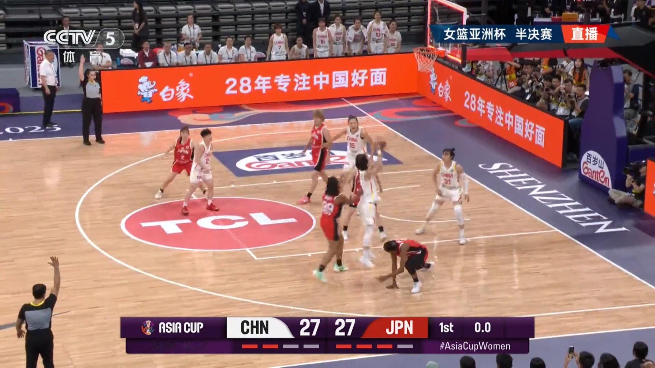 日本第一节也太准了第一节比赛双队打平中国女篮们顶住！！！中国女篮vs日本女篮 ​