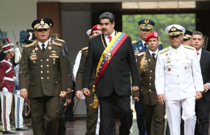 闪电新闻：特朗普11月27日说即将在委内瑞拉展开地面军事行动，在地面打击毒贩。