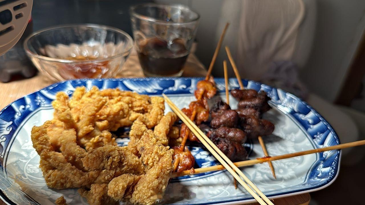一饭封神2 越看越饿 吃也吃不到 吃点香酥鸡当饼充饥