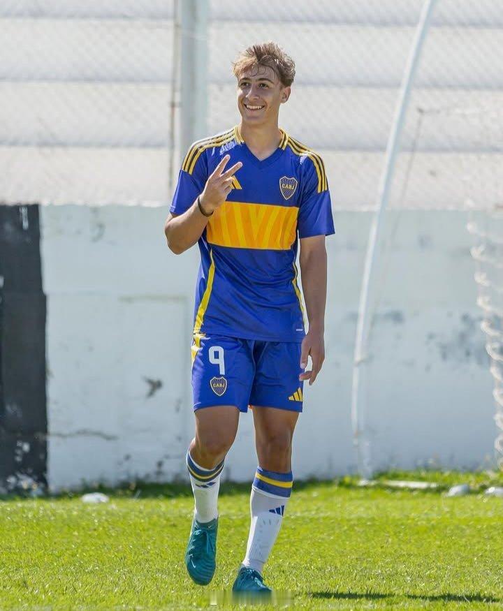 那不勒斯着眼未来🇮🇹🔵博卡青年最有前途的新星之一米尔顿·佩雷拉（2008年